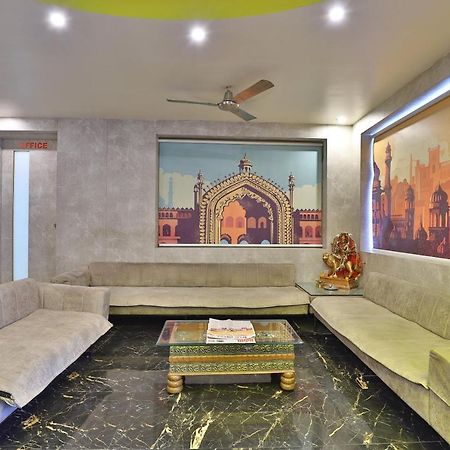 OYO 23540 Hotel Suryakant Rajkot Bagian luar foto