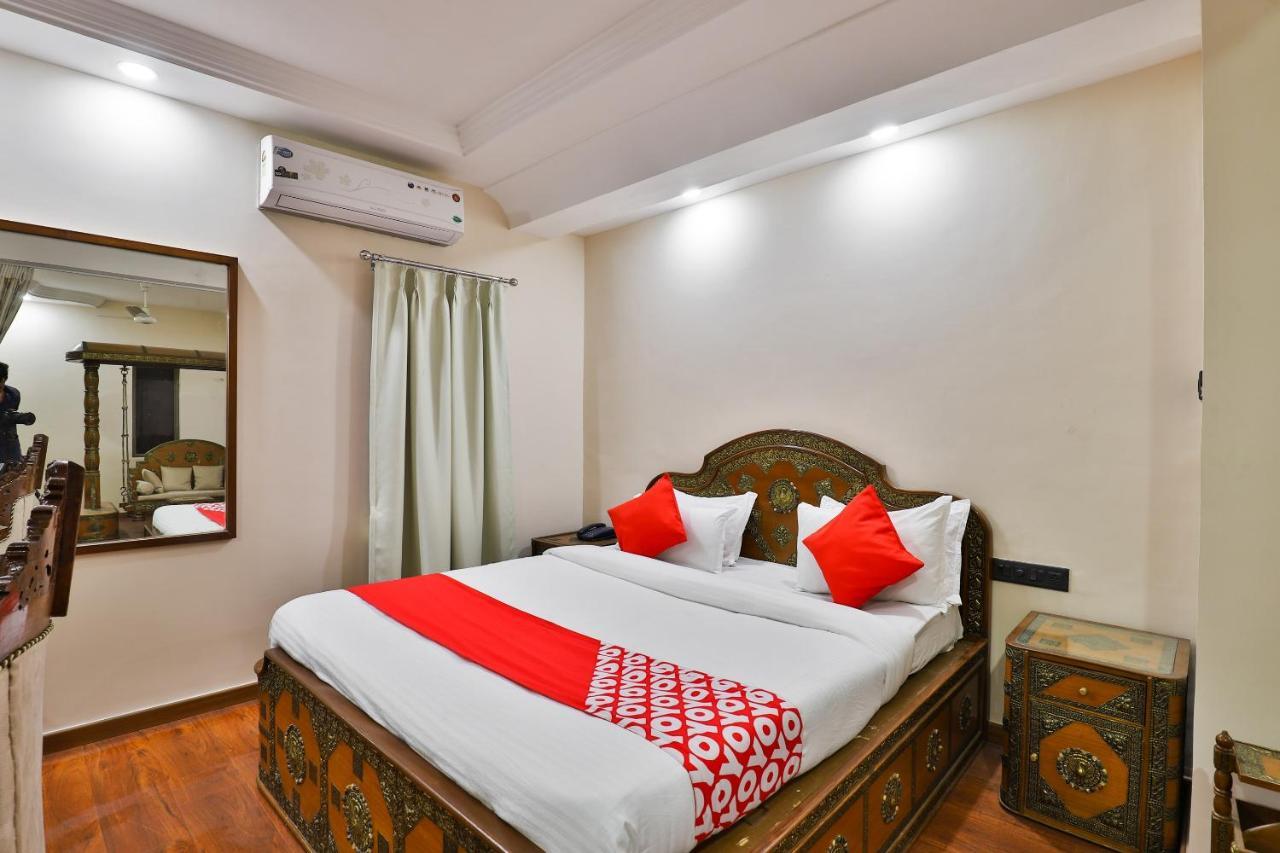 OYO 23540 Hotel Suryakant Rajkot Bagian luar foto